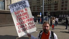 Biofyzik Alexander Osipov na protestu ruských vědců proti reformě Akademie věd