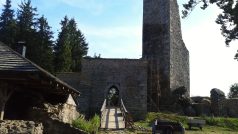 Současná podoba hradní věže Orlíku