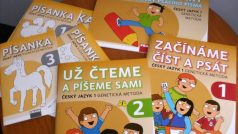 Řada učebnic z plzeňského nakladatelství učí prvňáky číst takzvanou genetickou metodou