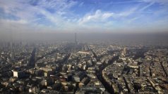 Paříž pod smogovou dekou