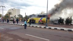 Exploze zničila hlavně přední část autobusu