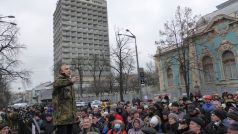 Ukrajina, Kyjev. Demonstrace před budovou parlamentu