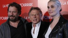 Režisér Roman Polanski (uprostřed) a hvězdy jeho filmu Venuše v kožichu – Emmanuelle Seignerová a Mathieu Amalric