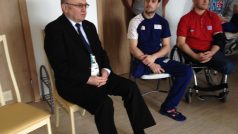 Vladimír Remek mezi českými mezi českými paralympioniky