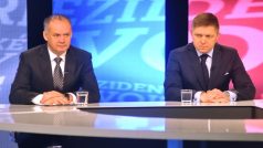 Robert Fico (vpravo) a Andrej Kiska v televizní debatě