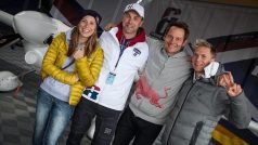 Martina Šonku (v bílém) v Chorvatsku navštívili: zleva Eva Samková, Tomáš Kraus a Adam Žampa