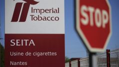 V továrně na výrobu cigaret Gauloises ve Francii, kterou chce majitel zavřít, pracuje 320 lidí