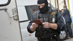 Policisté zkontrolovali věřícím v Islámském centru doklady