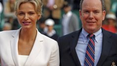 Bude monacká rodina Cannes skutečně bojkotovat? Na snímku monacká princezna Charlene a princ Albert