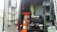 Dálniční policie v Řehlovicích má jedno ze tří speciálních aut v republice na vážení a technické kontroly nákladních aut