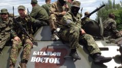 Ozbrojenci v ukrajinském Doněcku