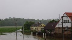 V Plzni-Koterově byl na Úslavě vyhlášen 3. stupeň povodňové aktivity