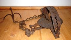 Muzeum pytláctví ukazuje také železné pasti