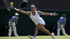 Barbora Záhlavová-Strýcová přešla ve Wimbledonu do osmifinále přes favorizovanou Číňanku Li Na