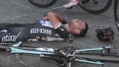 Mark Cavendish pád v úvodní etapě sám zavinil