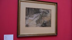 Expozice s názvem Alfons Mucha v zrcadle doby v zámecké jízdárně Alšovy jihočeské galerie na zámku Hluboká