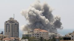 Z Gazy jsou stále slyšet exploze