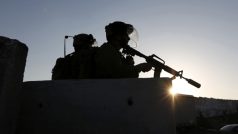 Hlídka izraelských vojáků v Ramalláhu (ilustrační foto)