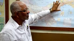 Profesor Luis Navas je autorem řady knih o Panamském průplavu