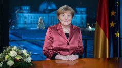 Německá kancléřka Angela Merkelová v novoročním projevu vyzvala Němce, aby se otočili k hnutí PEGIDA zády, protože je podle ní rasistické a plné nenávisti