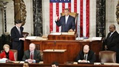 John Boehner skládá přísahu po zvolení do čela Sněmovny reprezentantů
