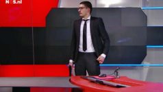 Muž s pistolí vnikl do budovy nizozemské televize