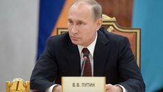 Na ruského prezidenta Vladimira Putina apelují jeho nejbohatší přátelé, aby ukončil konflikt na Ukrajině