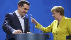 Řecký premiér Alexis Tsipras se v Berlíně sešel s německou kancléřkou Angelou Merkelovou