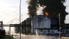 Přístav v Sao Paulo: Sklad pohonných hmot a dalších chemikálií se vznítil ve čtvrtek ráno