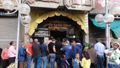 Káhirský fasachání je před svátkem Šamm in-nesím v neustálém obležení