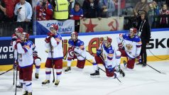 Zklamaní ruští hokejisté po prohraném finále s Kanadou