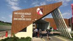 Nová střelnice je v Baku otevřená teprve od května
