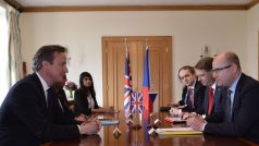 Premiér Sobotka jednal s předsedou vlády Velké Británie Davidem Cameronem