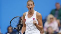 Česká tenistka Karolína Plíšková postoupila na turnaji v Eastbourne do osmifinále