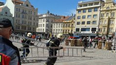 Hasiči mají na zvládnutí každé disciplíny pouzé 4 minuty