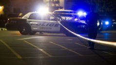 Vyšetřování střelby v kině v americkém městě Lafayette