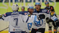 Hokejisté Plzně se radují z vítězného gólu v prodloužení v utkání s Litvínovem