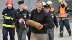 V Plzni evakuovali areál Západočeské univerzity. Dělníci tam našli cvičnou střelu