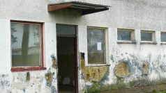 Vchod do N-centra, ubytovny pro neplatiče v České Lípě