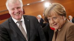Bavorský premiér Horst Seehofer a spolková kancléřka Angela Merkelová (archivní snímek)