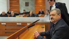 Kárný senát Nejvyššího správního soudu projednával v Brně žalobu na státního zástupce Ladislava Kosána