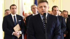Fico nejen uhájil premiérství, ale navíc dostal pro svůj Smer klíčová ministerstva