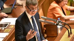 Ministr financí Andrej Babiš z hnutí ANO mluvil před poslanci o kauze Čapí hnízdo