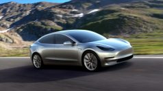 Americká společnost Tesla představila nový elektromobil Model 3