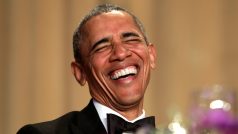 Americký prezident Barack Obama Obama na tradiční večeři s novináři opět vtipkoval