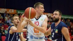 Basketbalisté Nymburka vstoupili do finále české ligy jednoznačným vítězstvím