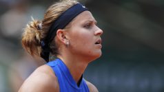 Lucie Šafářová na French Open končí po porážce s Australankou Samanthou Stosurovou