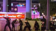 V Dallasu střelci z vyvýšených míst zabili 4 policisty