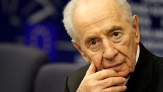Peres byl podle světových lídrů vizionář a bojovník za mír. Na jeho pohřeb dorazí papež František (archivní foto)