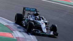Lewis Hamilton vyhrál kvalifikaci na VC Mexika
